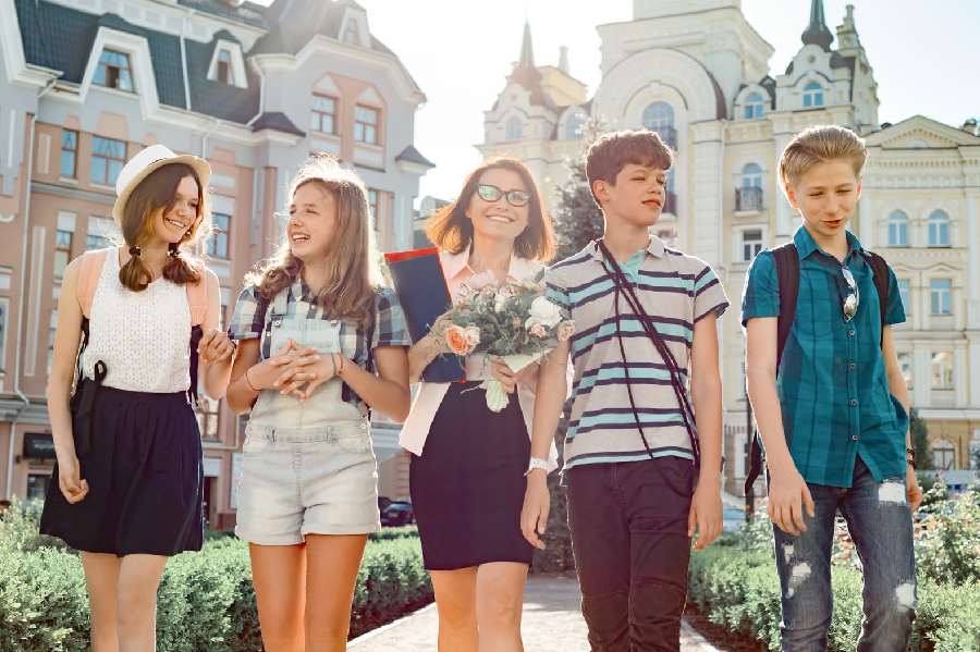 Field Trip Snacks Square